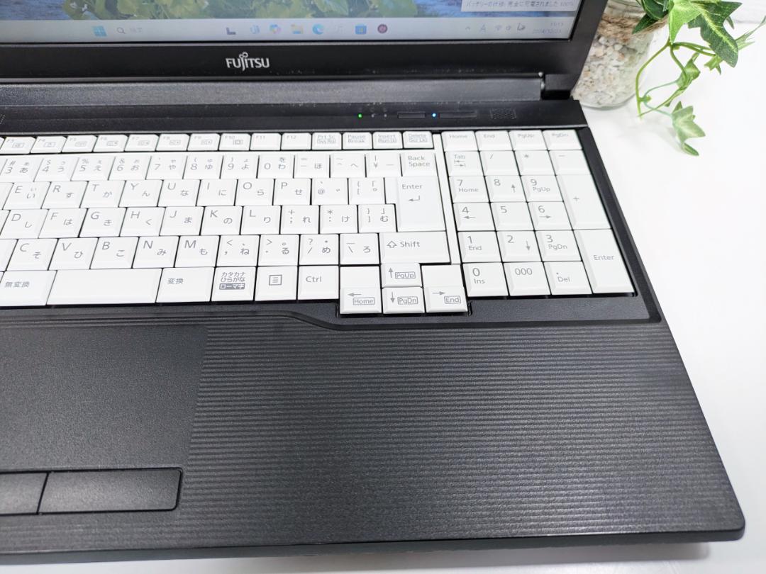 ユ*ド様 Windows11ノートパソコン✨第8世代Core i5✨富士通　新品