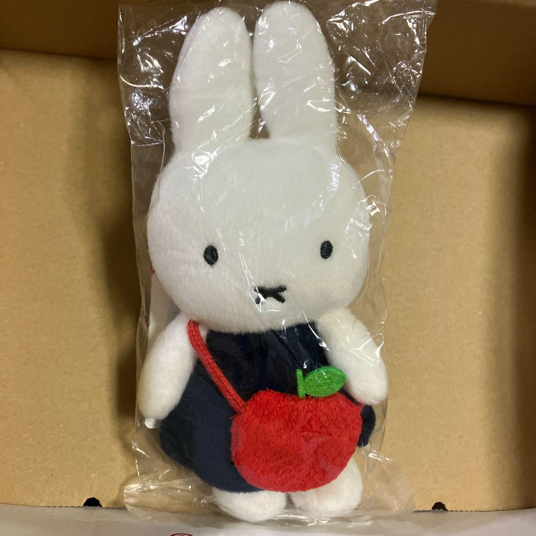 ミッフィーzakkaフェスタ オータムフルーツ　マスコット　miffy レア