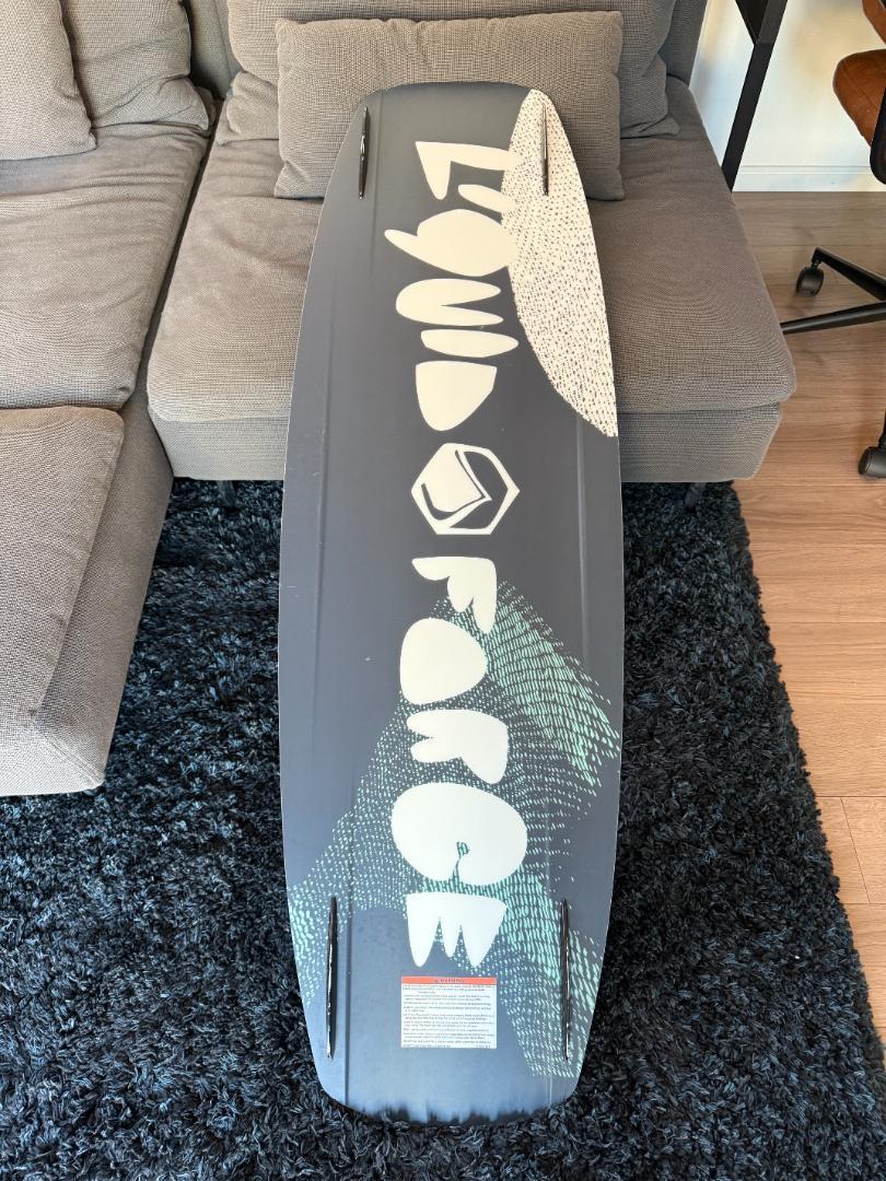 ウェイクボード 147cm