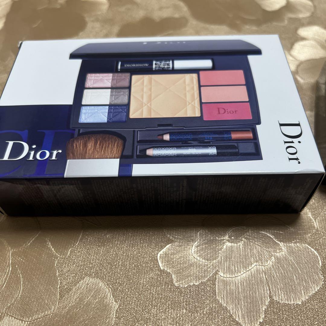 9/16限定メルカリ最安値【新品】ディオール メイクアップ パレット Dior メイクアップパレット新品未使用 - メルカリ