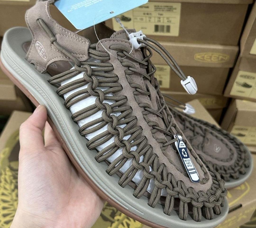 KEEN スポーツサンダル ブラウンTimberwolf 26.5ｃｍ