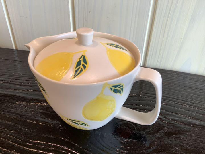 ★お買い得★急須★有田焼★美しい器★陶器★レモン★かわいい★軽い★225