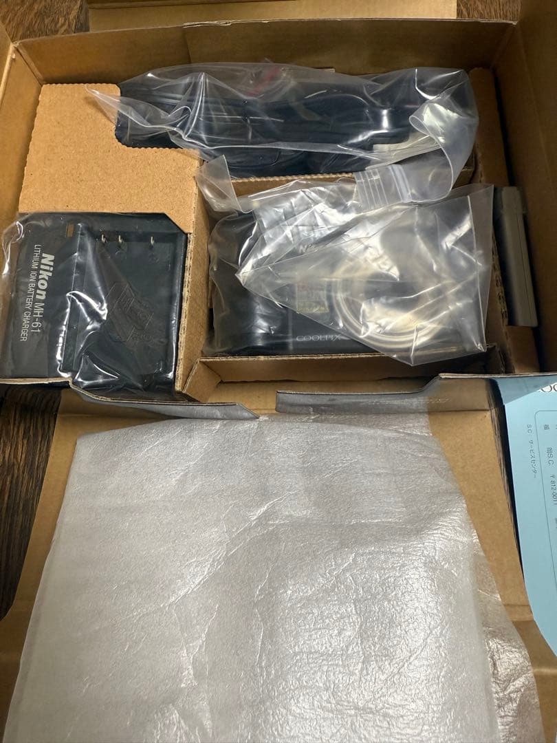 P5000 コンパクトデジタルカメラ