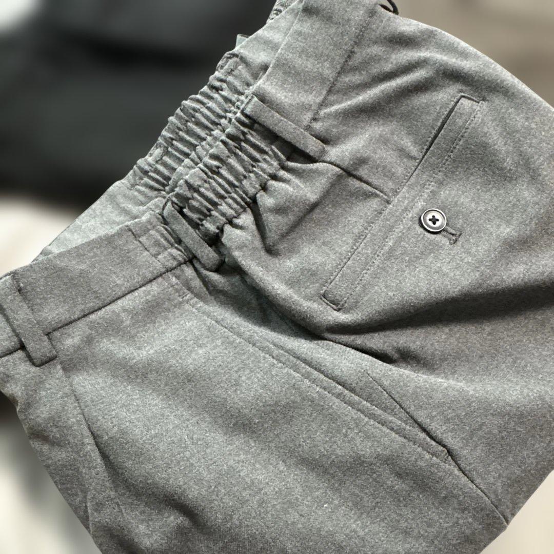 タックワイドパンツ