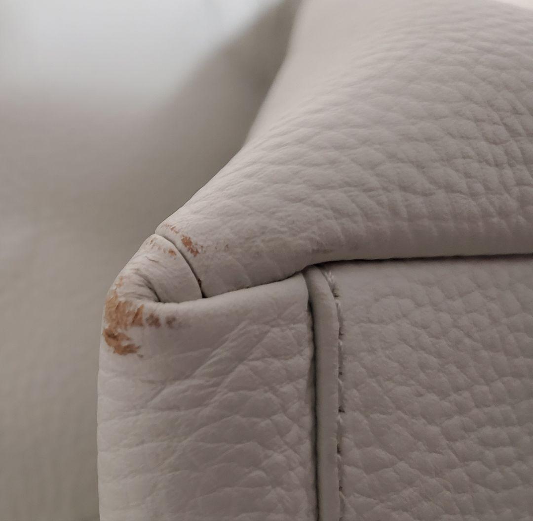 PELLE MORBIDA ホワイト トートバッグ PELLE MORBIDA ホワイト トートバッグ