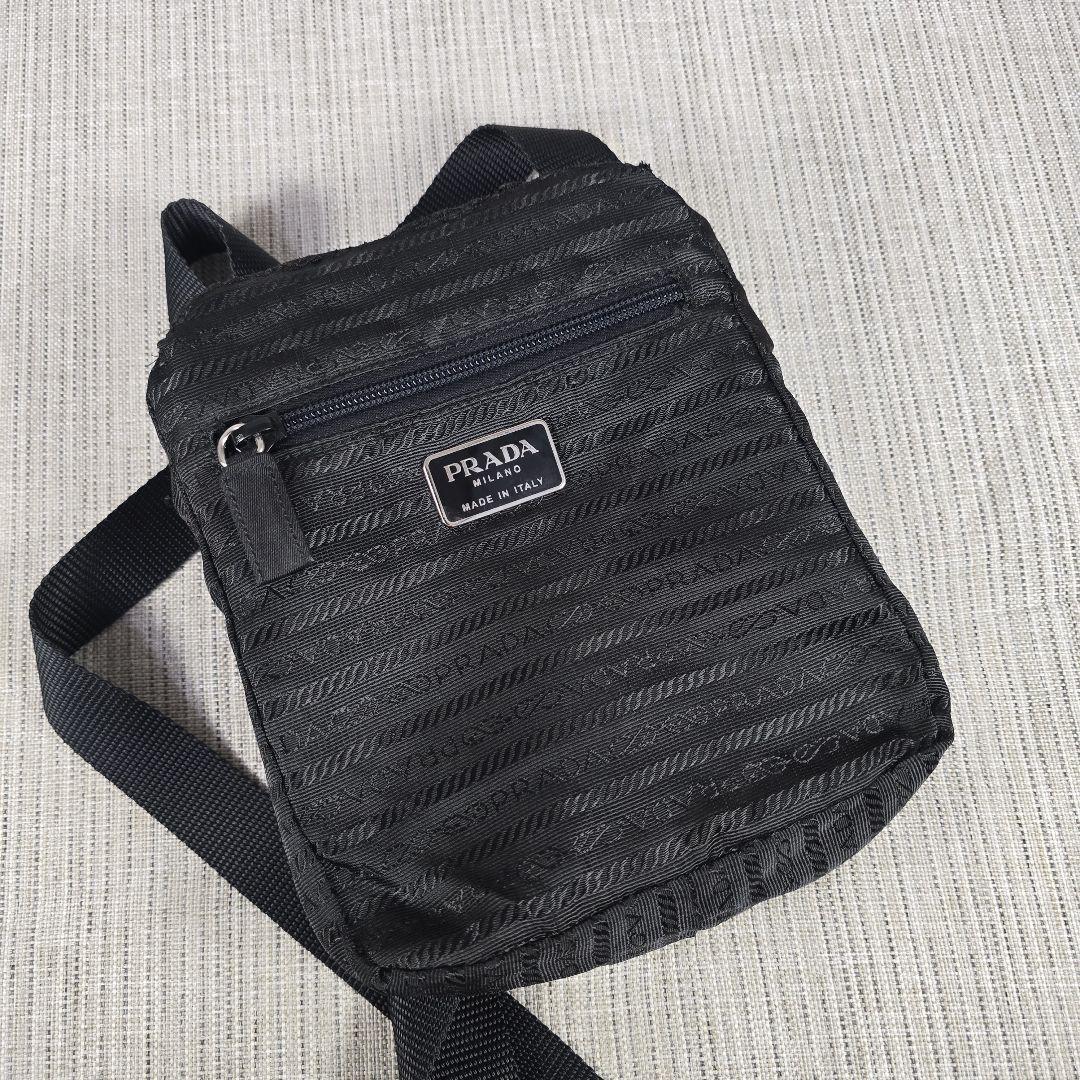 超美品 プラダ スポーツ テスート　ナイロン　ショルダーバッグ　クロスボディ