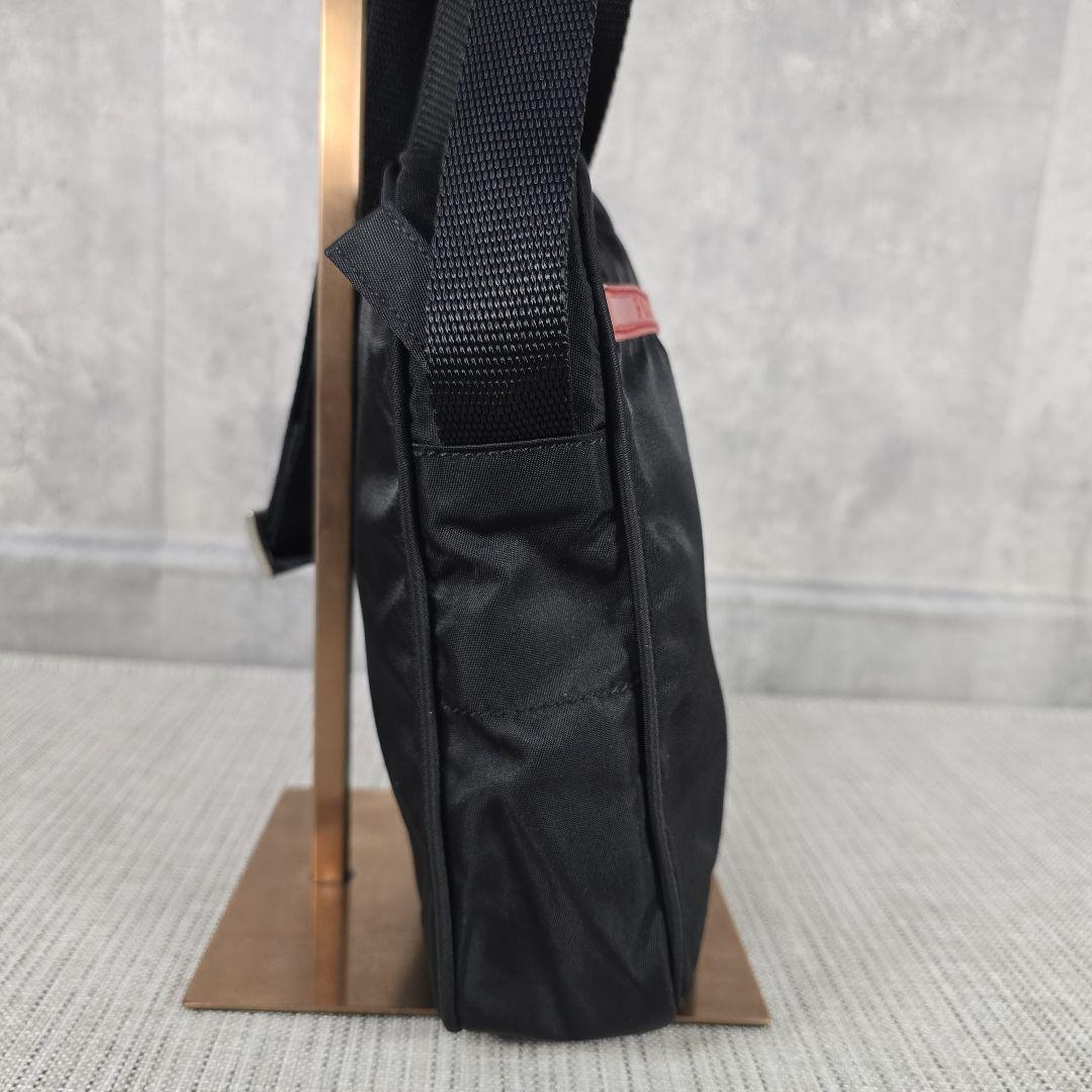 超美品 プラダ スポーツ テスート　ナイロン　ショルダーバッグ　クロスボディ