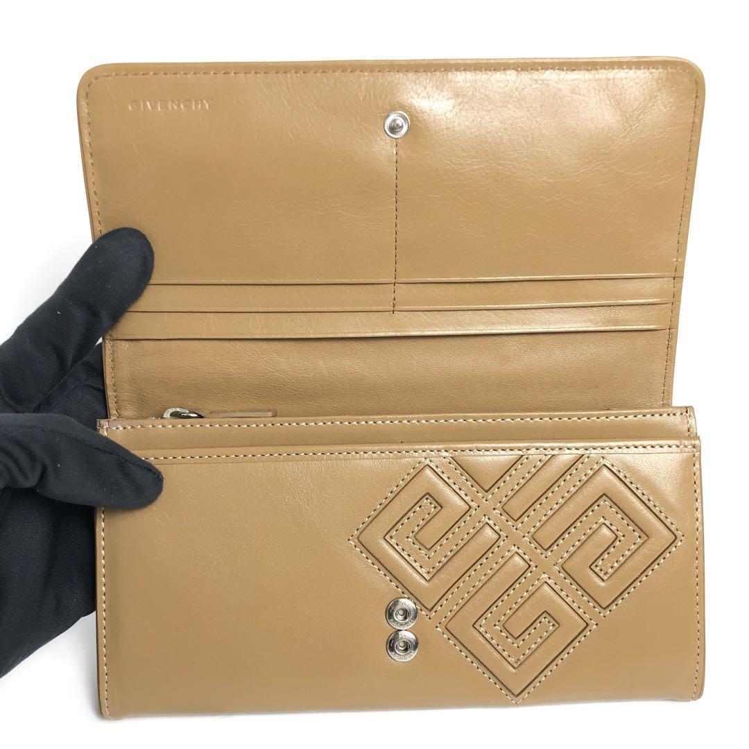 未使用 GIVENCHY ジバンシー ベージュ牛革 日本製 長財布 味岡