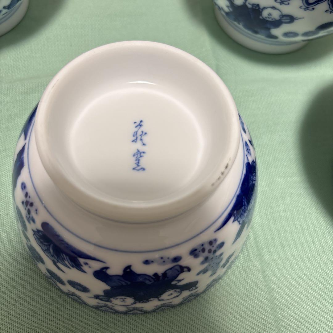 青い花柄の陶器皿 10個セット - メルカリ