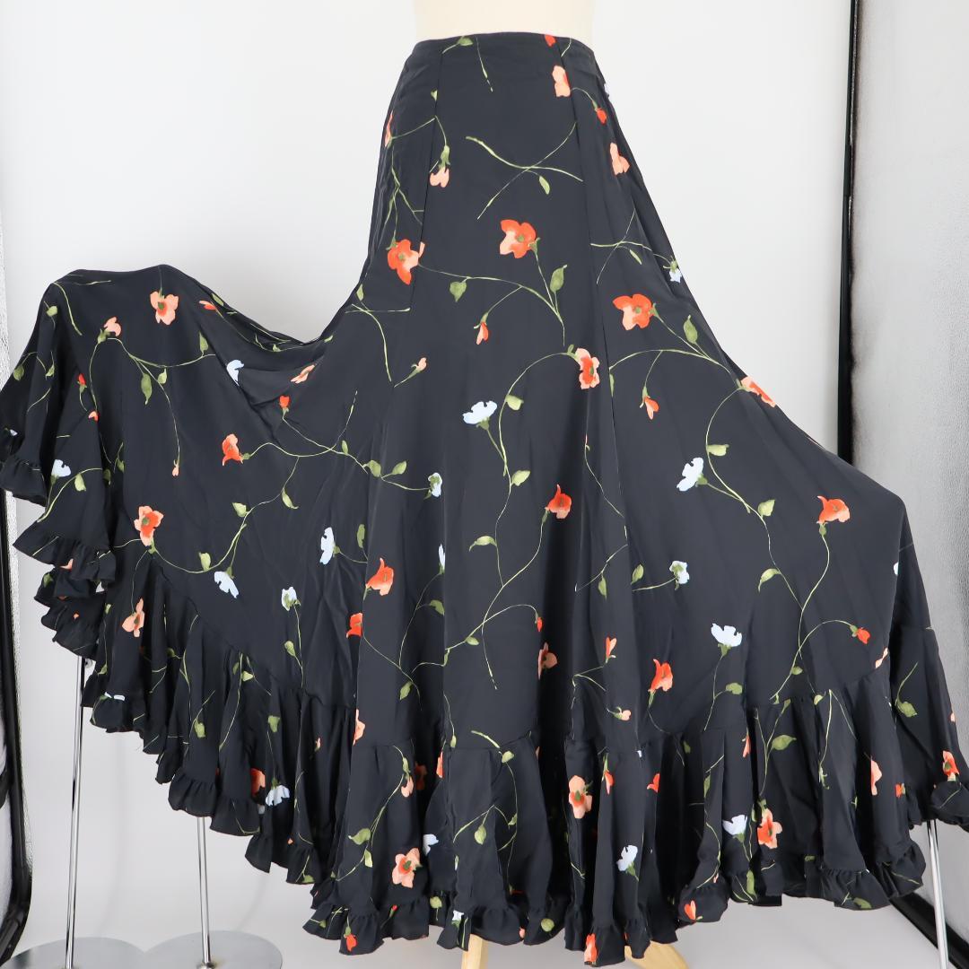 【美品 フラメンコ衣装】オールブラック アトリエ貴美恵 シージョ付き ファルダ 美品 フラメンコ衣装】オールブラック アトリエ貴美恵 シージョ