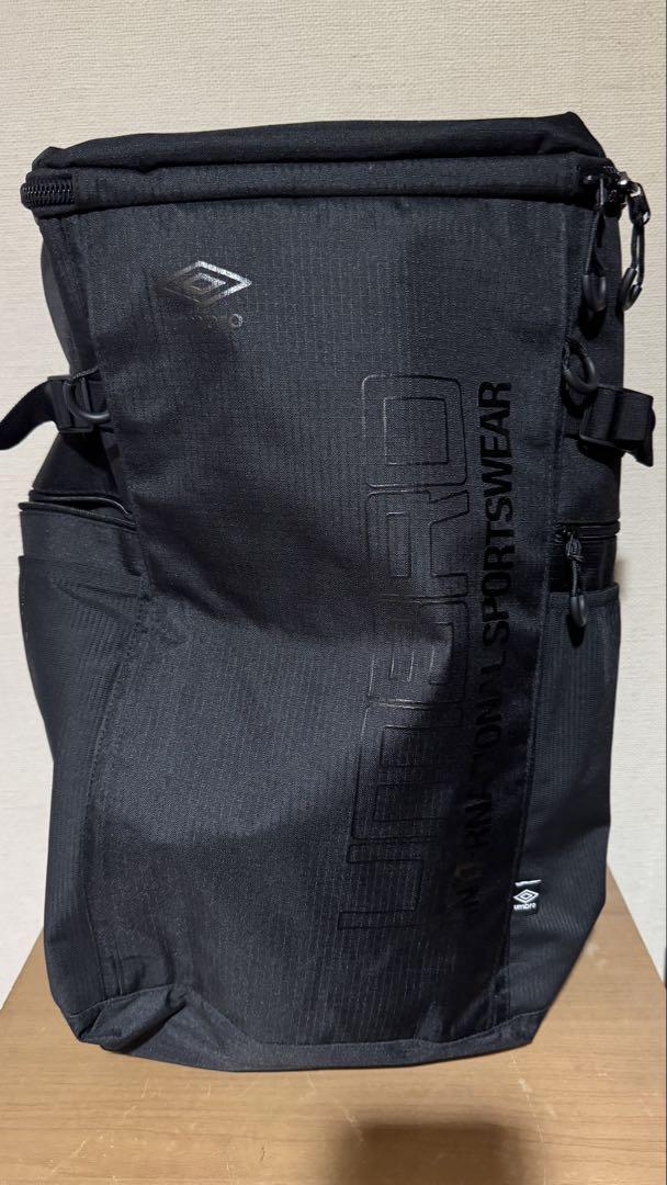 アンブロ　　スクエアバックパック Gordon 70250 【40L】