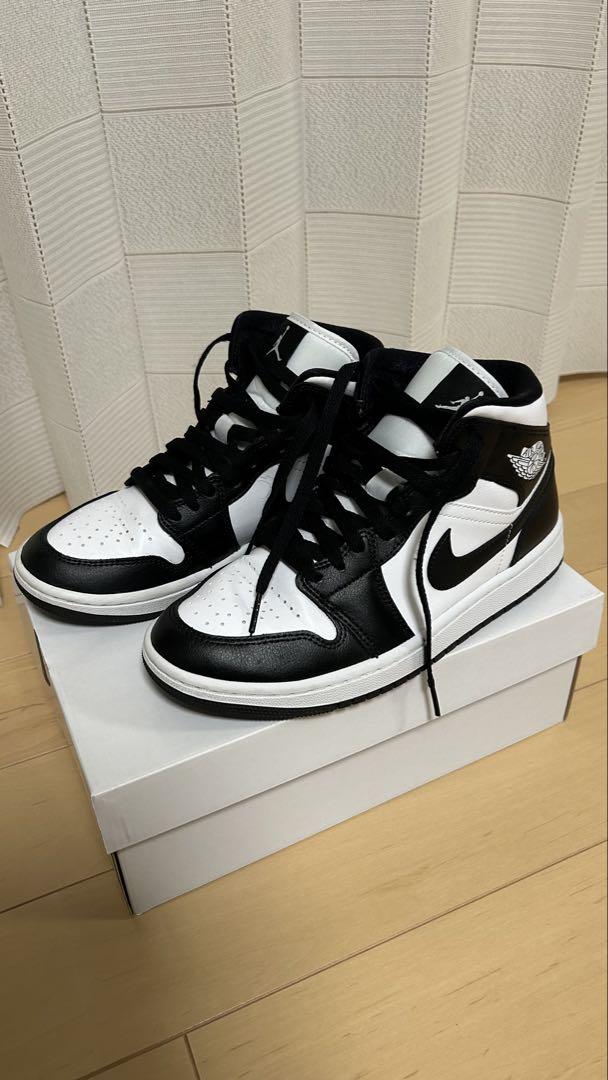 Nike Air Jordan 1 Retro High OG 7.5
