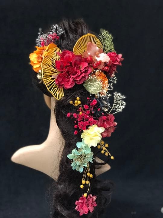 髪飾り 成人式 結婚式　かすみ草　紫陽花　造花プリザーブドアンティーク赤佐川急便