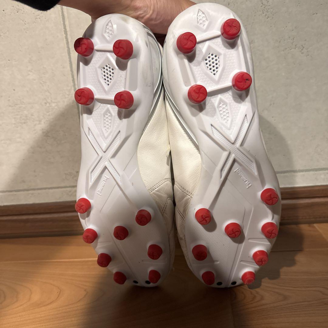 サッカーシューズ 白 レザー スタッド付き