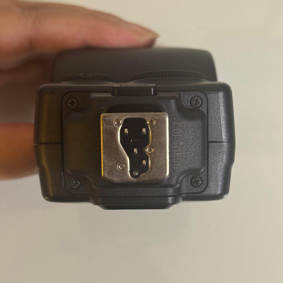 Nissin i40 ストロボ 24-105mm ズーム NIKON用