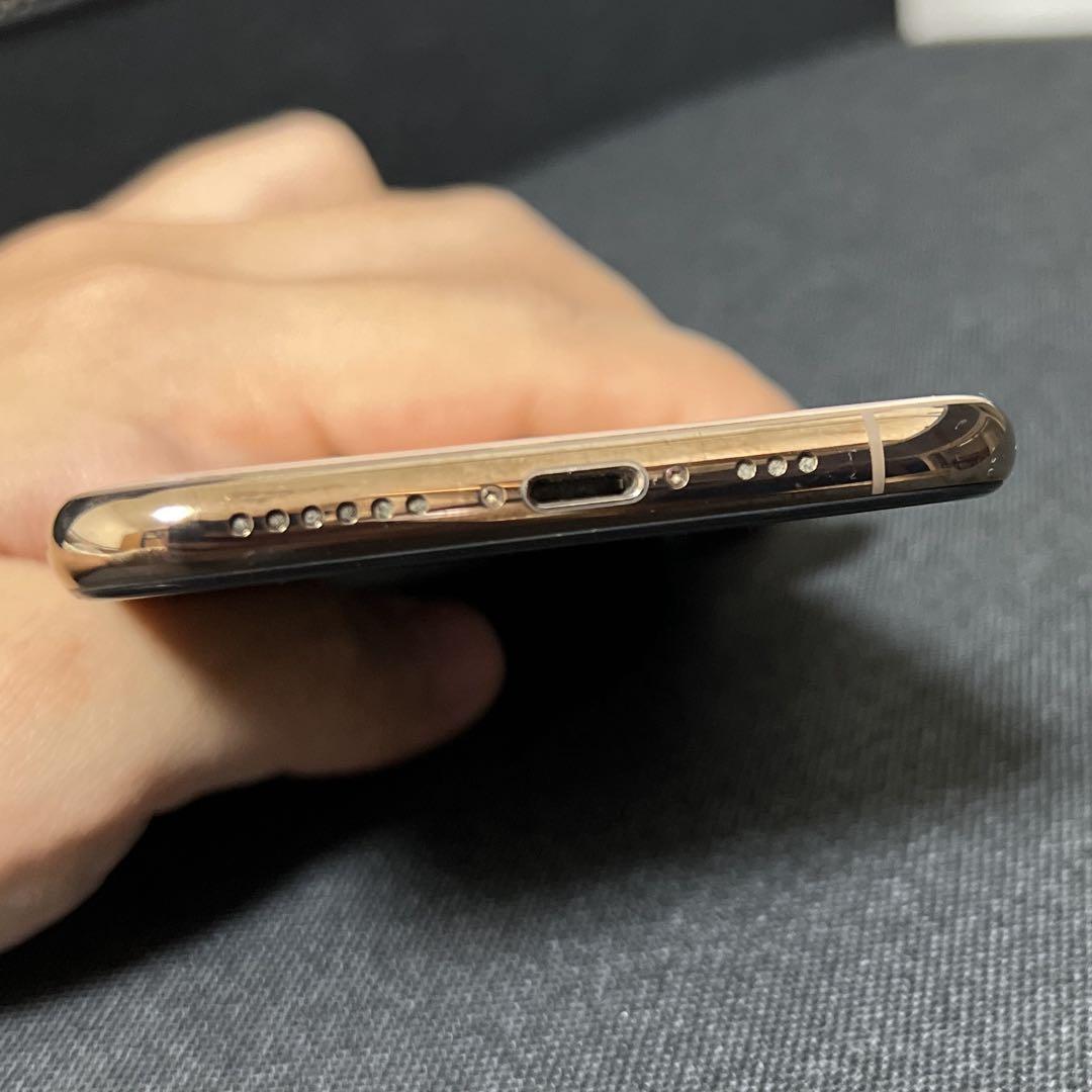 Apple iPhone Xs ゴールド64GB SIMフリー