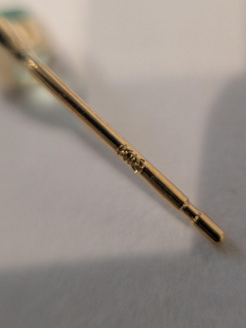 エメラルド ピアス K18 3×5mm 0.2ct