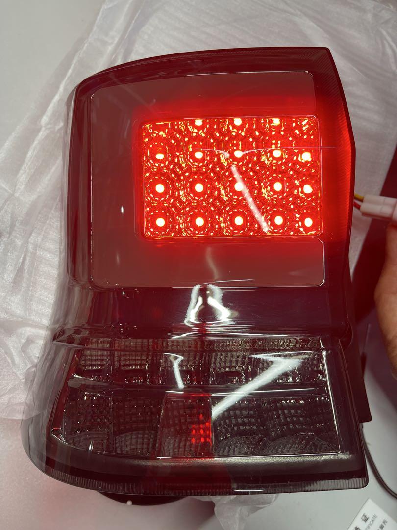 タント/タントカスタム L375S/L385S LEDテールランプ 在庫処分品
