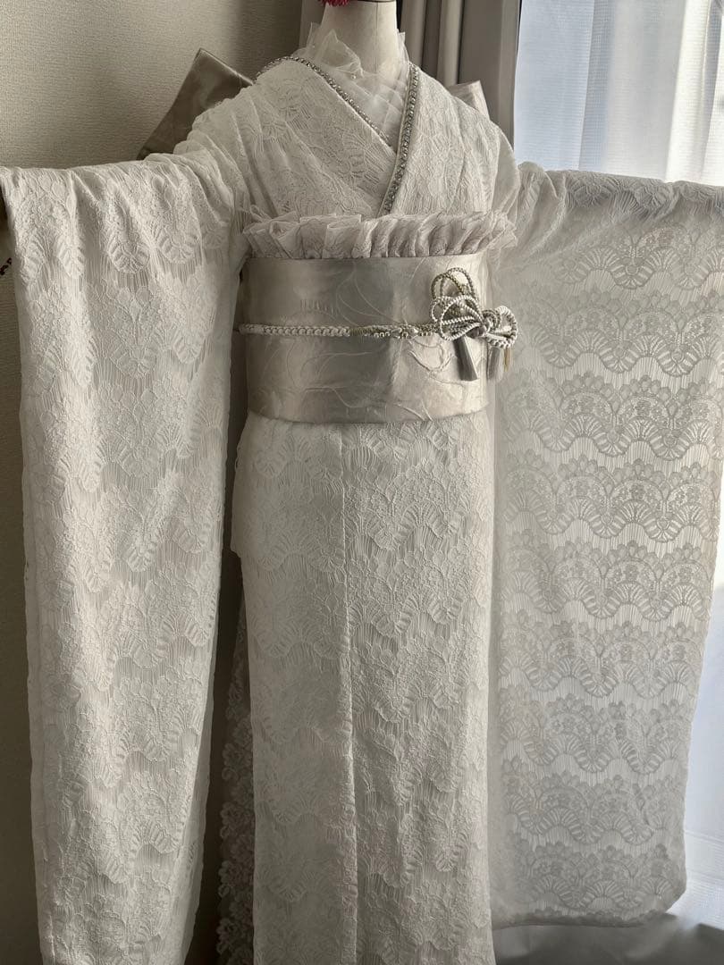 ホワイト レース振袖 フルセット目立った傷や汚れなし