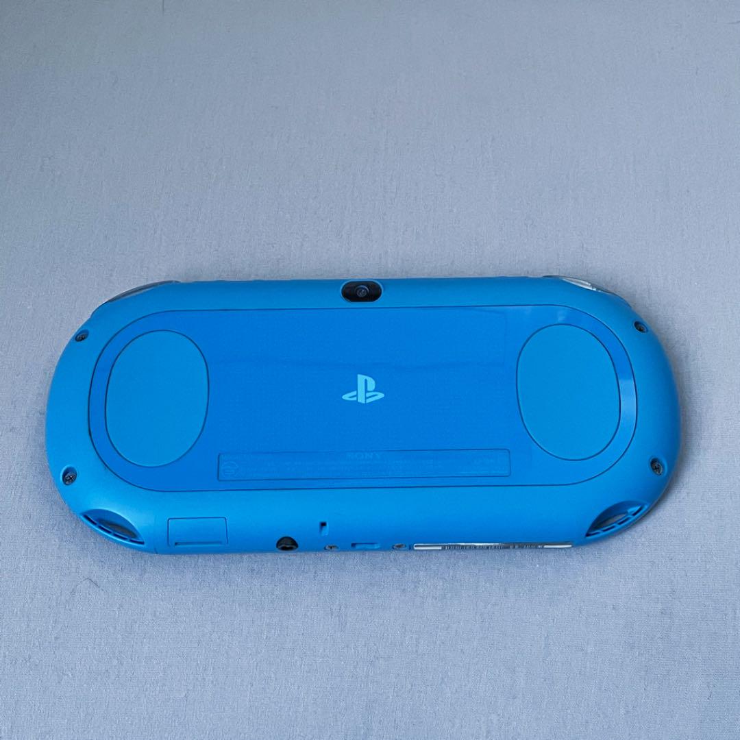 ps vita 本体 ソフト付 アクアブルー 水色
