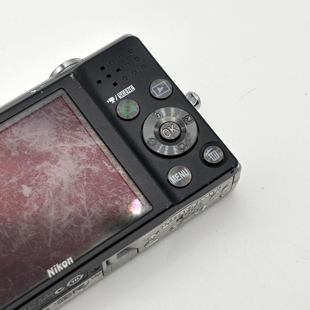 Nikon COOLPIX S570 コンパクトデジタルカメラ