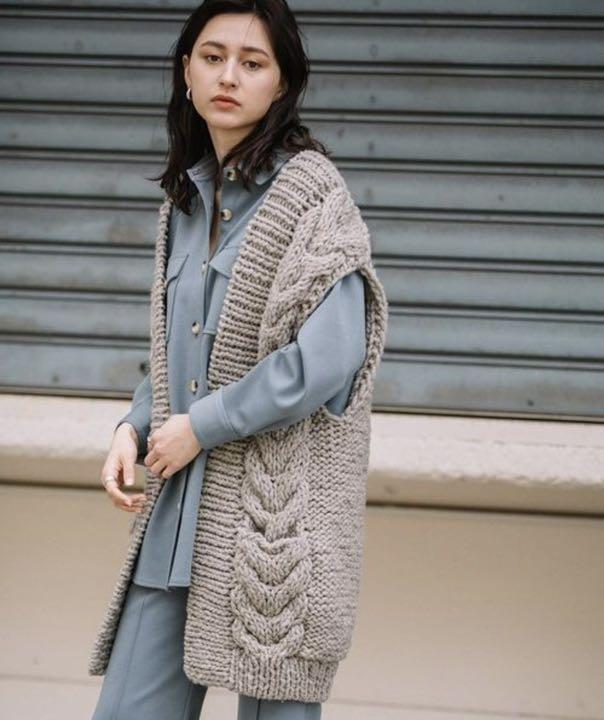 高い品質 ロングベスト 手編みニット - その他