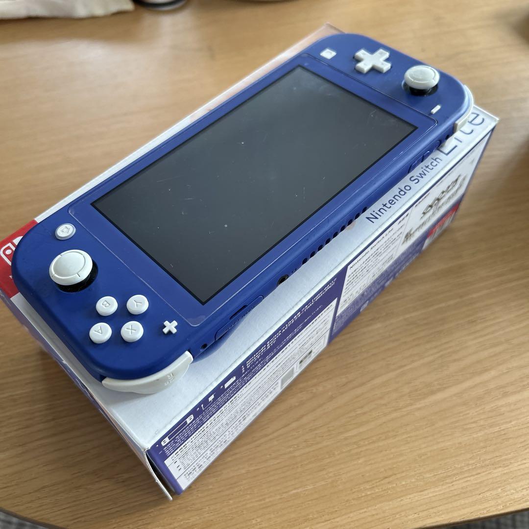 Nintendo Switch Lite 青 中古 箱付き Nintendo Switch lite ブルー 青 ケース付き 箱付き 本体 送料
