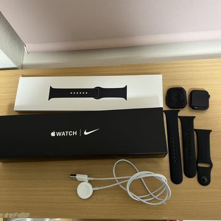 Apple Watch series5 NIKE 40mm スペースグレイ
