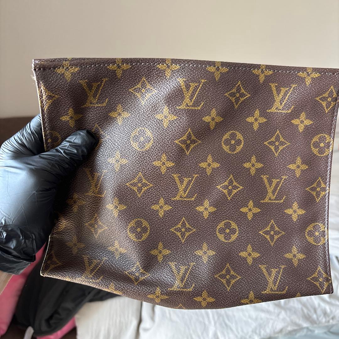 Louis Vuitton モノグラム クラッチバッグ