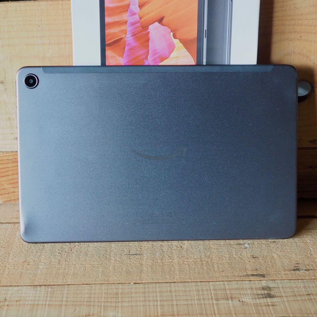 ストレージ64GB