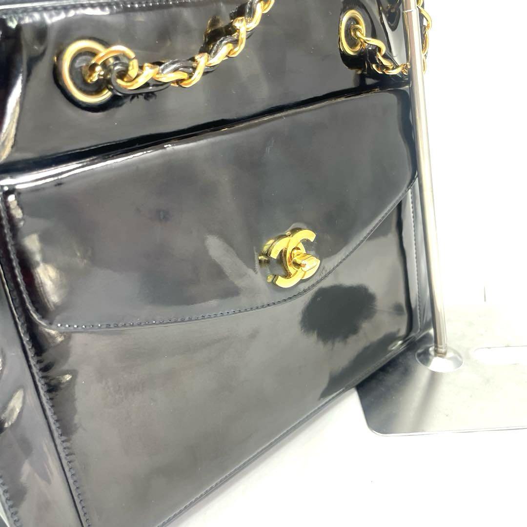 シャネル ショルダーバッグ エナメルターンロック レザーCHANEL チェーン