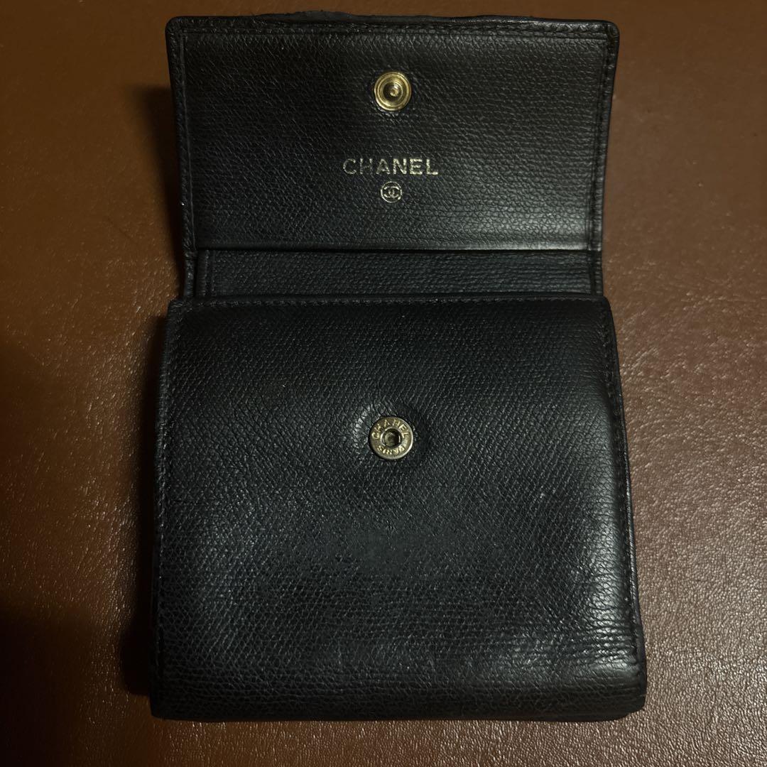 CHANEL ココボタン 二つ折り財布 レザー ブラック