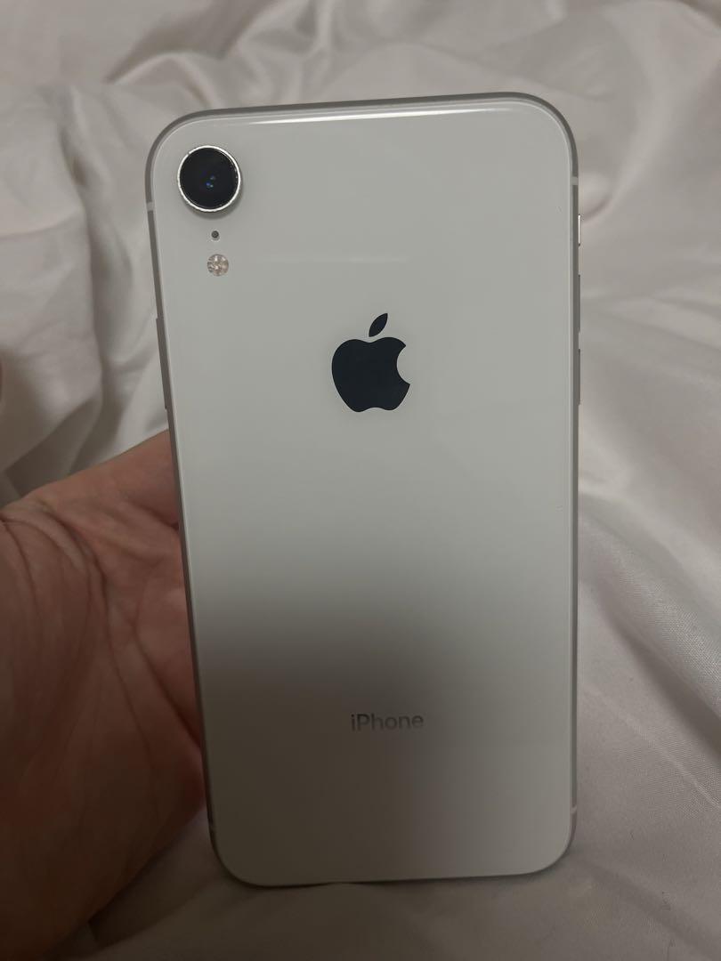 iPhone XR White 64 GB Softbank