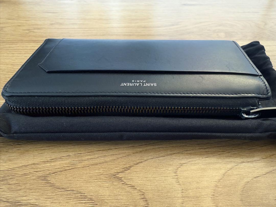 【美品】SAINT LAURENT ブラックレザー長財布