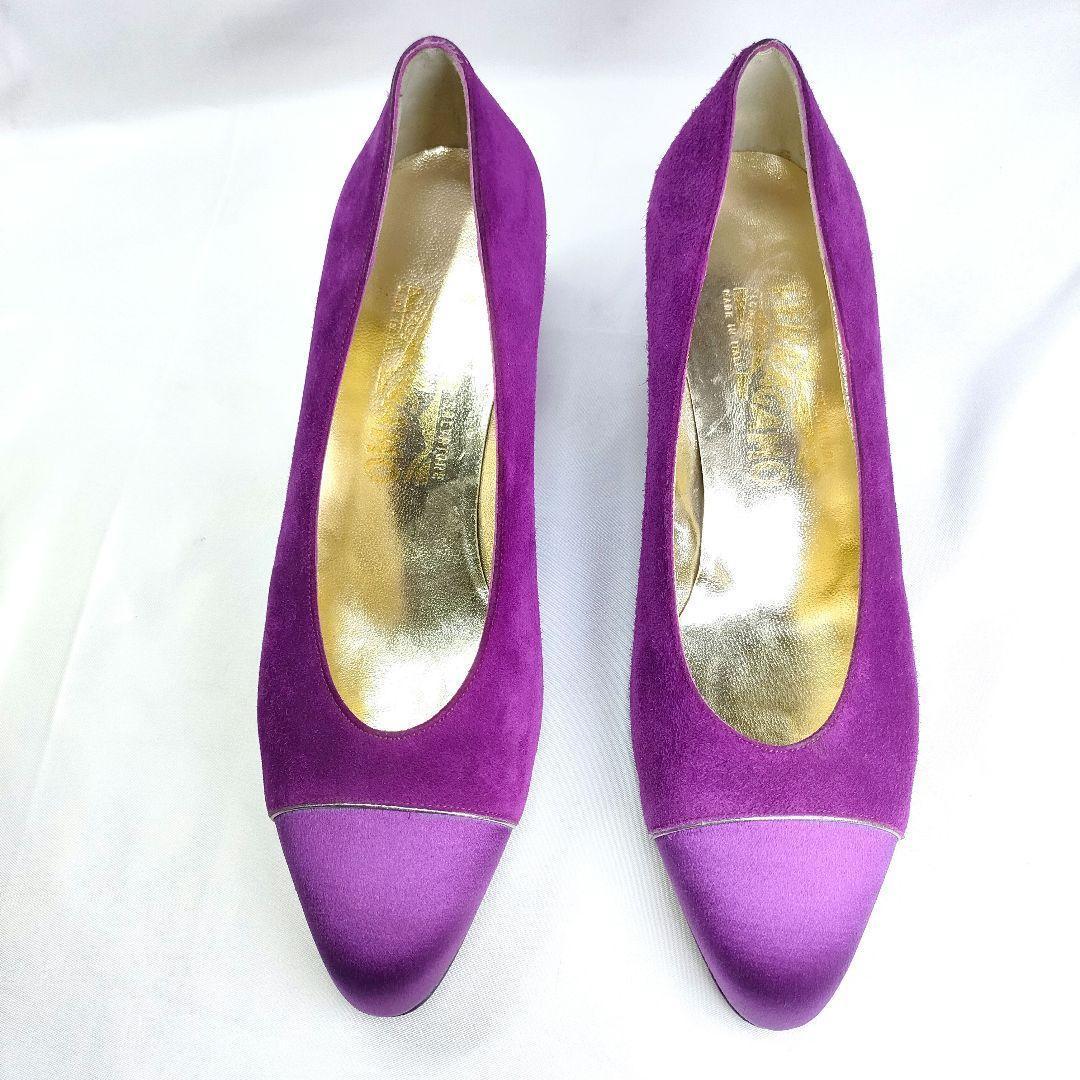 Salvatore Ferragamo スウェードパンプス SONIA 箱付 Salvatore Ferragamo スウェードパンプス SONIA 箱付 靴