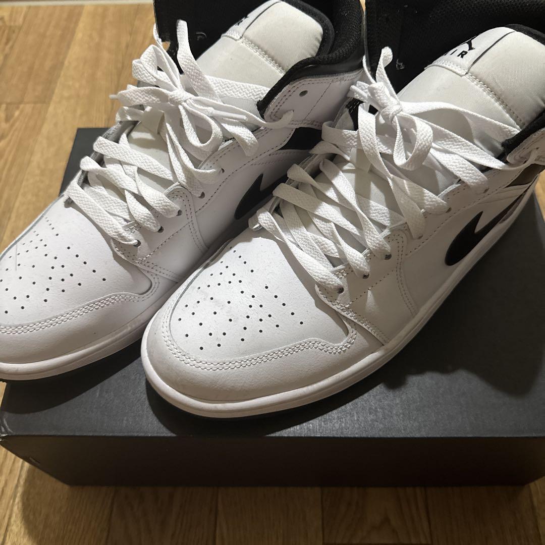 AIR JORDAN