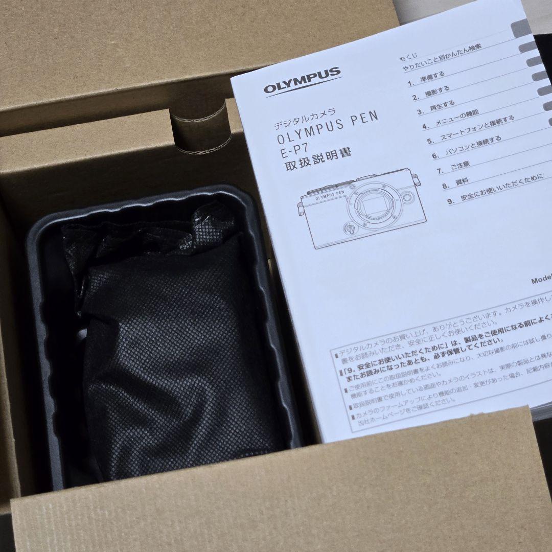 シャッター数2019回 OLYMPUS PEN E-P7 ボディ