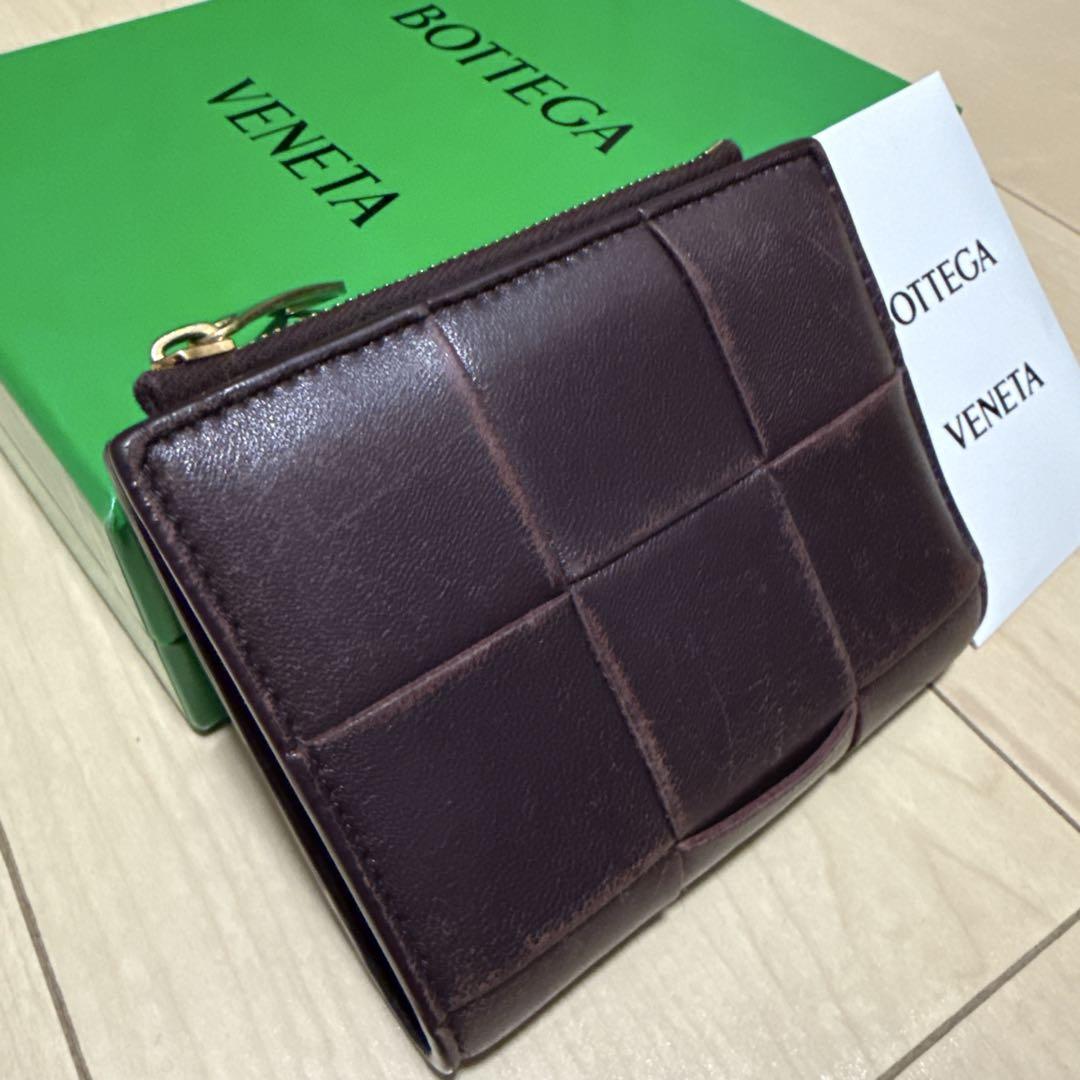 BOTTEGA VENETA ブラウンレザー折り財布
