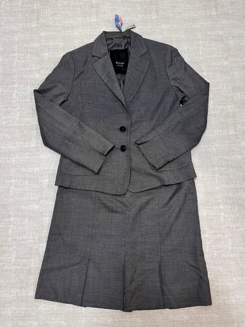 美品　KEITH スーツセット フォーマルセットアップ　ジャケット スカート