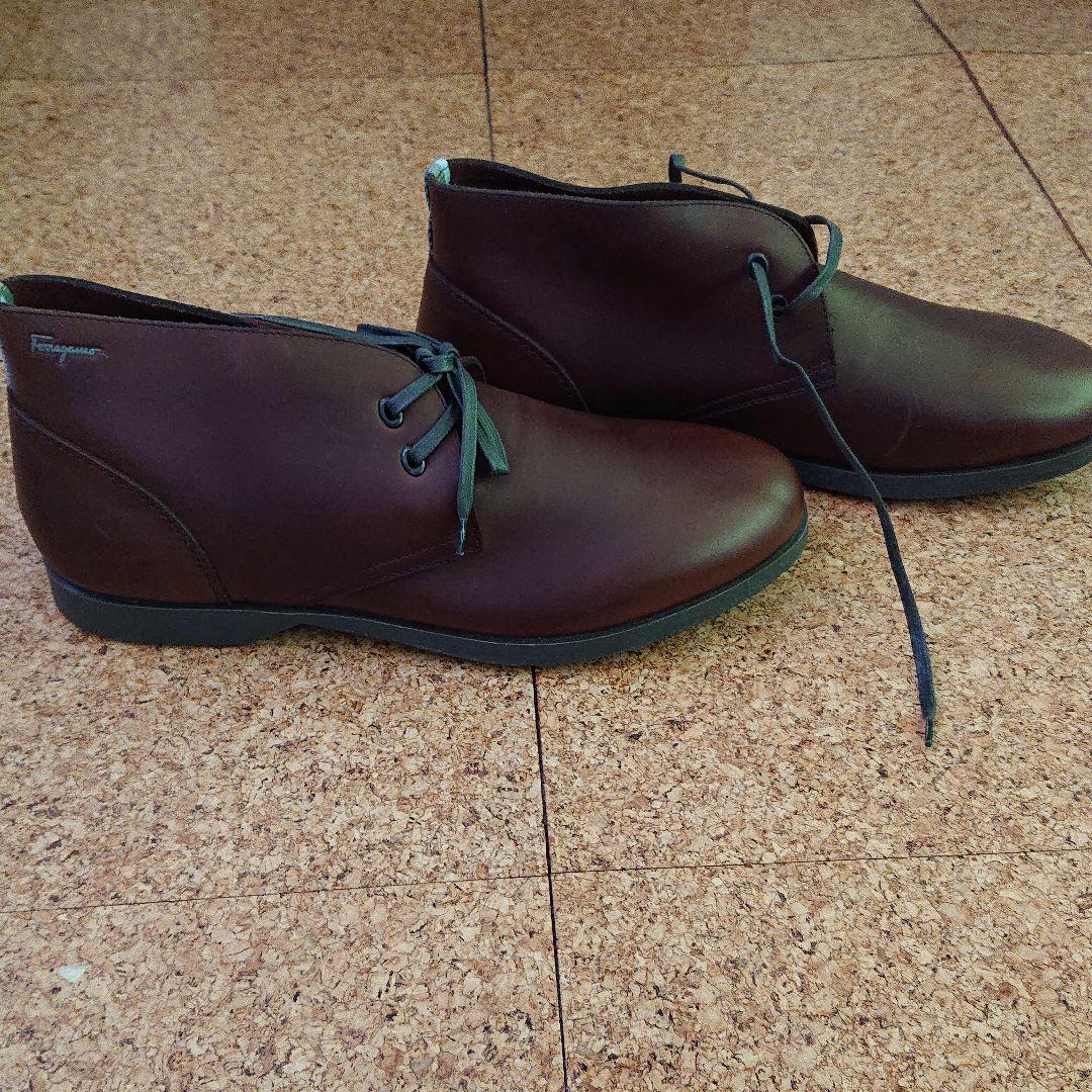 FERRAGAMOの新品靴