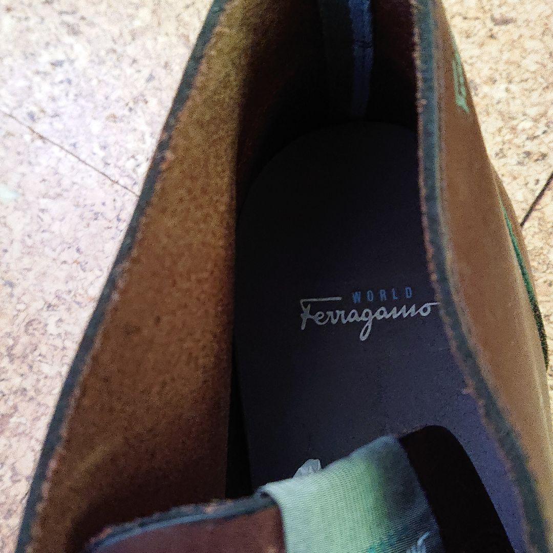 FERRAGAMOの新品靴