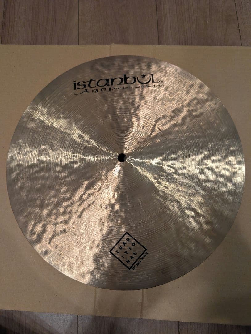 Istanbul Agop Traditional Jazz HiHat 15