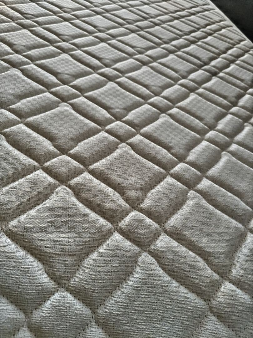 札幌市近郊の方限定!送料無料!HUKLA VITADORM ダブルマットレス