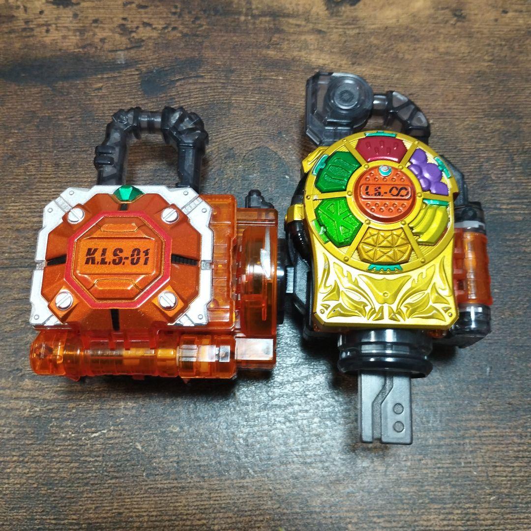 仮面ライダー鎧武 DXカチドキロックシード 極ロックシード 他セット売り DXカチドキロックシード 極ロックシード セット 仮面ライダー鎧