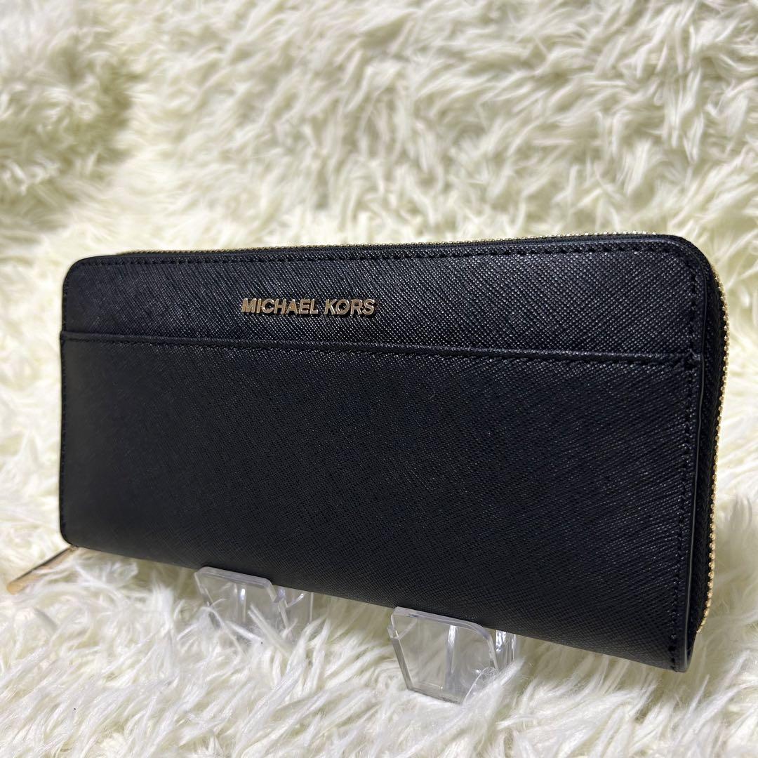 【新品未使用】新品未使用 MICHAEL CORS 長財布 ラウンドジップ 黒