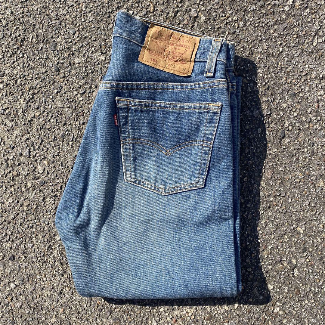 濃紺 USA製 Levi's リーバイス 501 デニム Gパン W29 90s - メルカリ 濃紺 USA製 Levi's リーバイス 501 デニム Gパン W29 90s - メルカリ
