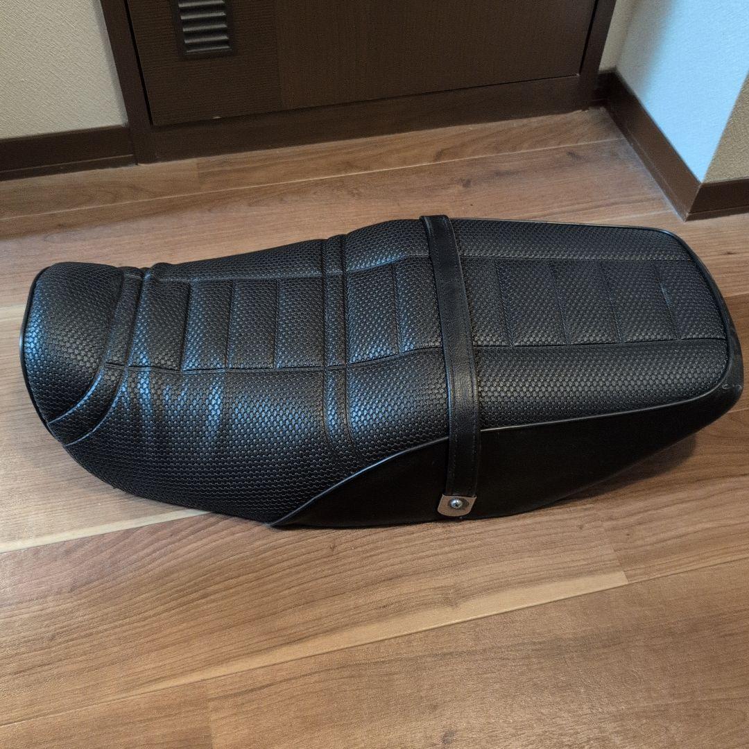 zrx400純正タックロール