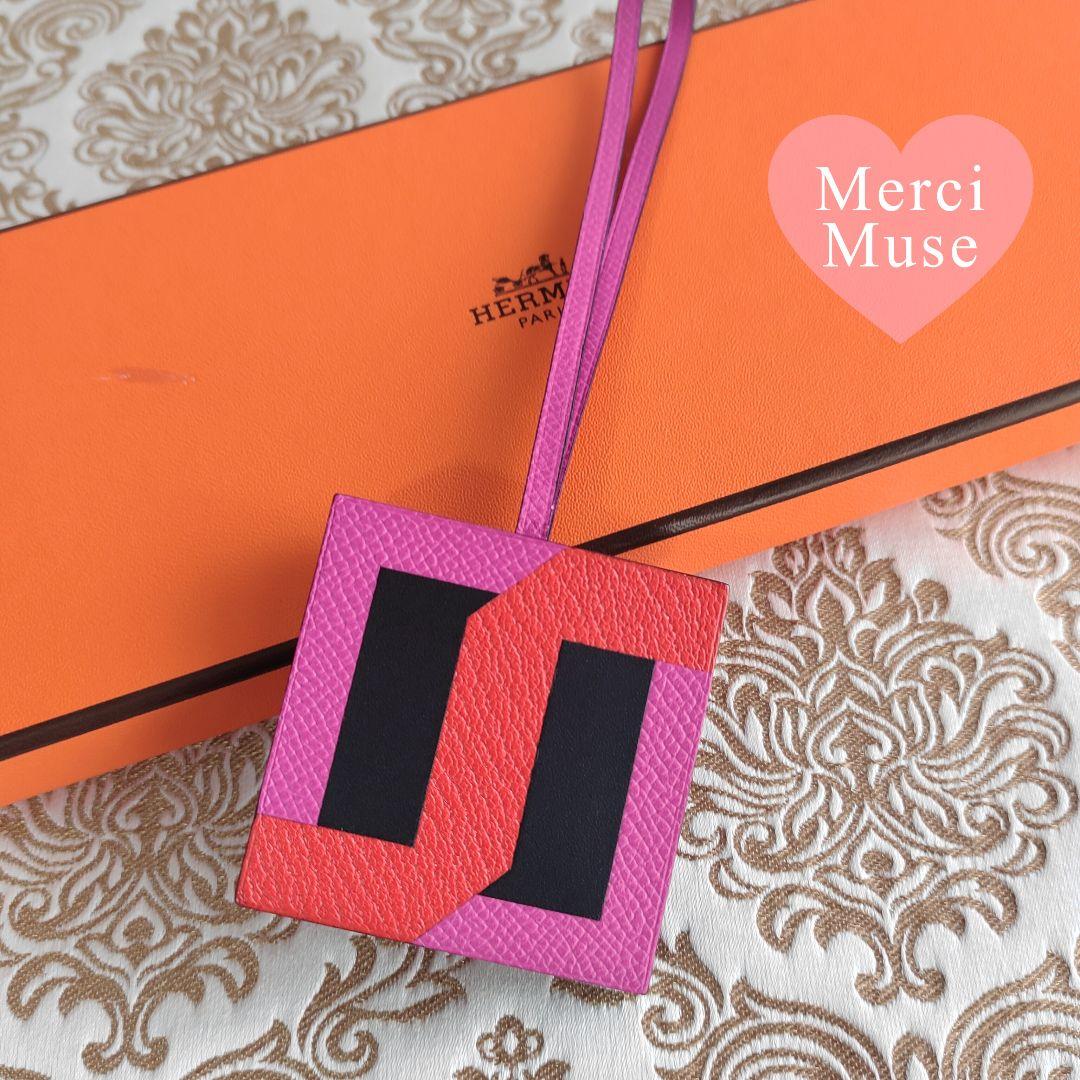 ❤お得なお品❤ハートチャーム ピンクｘオレンジ シルバー金具 エルメス エルメス ハートチャーム ピンクxオレンジ シルバー金具
