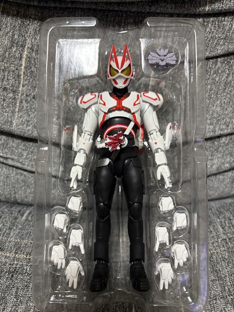 S.H.フィギュアーツ　仮面ライダーギーツ　ブーストフォームマークIII