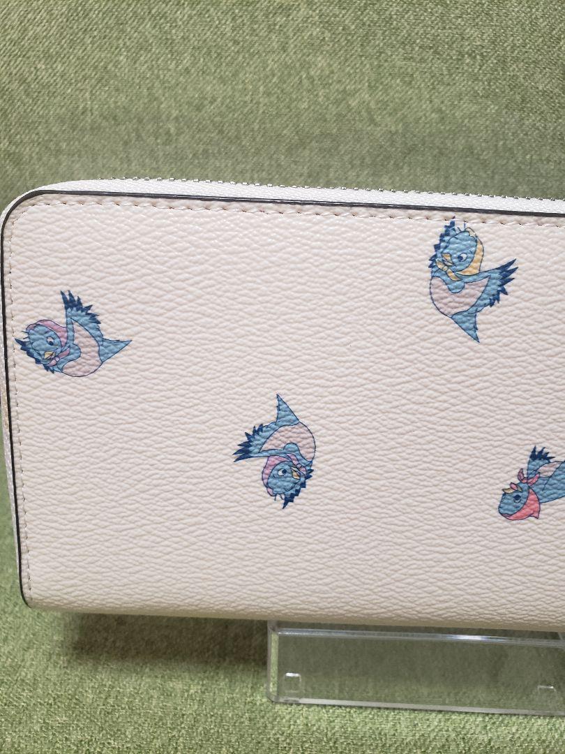 すぐったレディース福袋 新品 未使用 Coach シグネチャー 青い鳥 シンデレラ ディズニーコラボ 長財布 Flaviogimenis Com Br